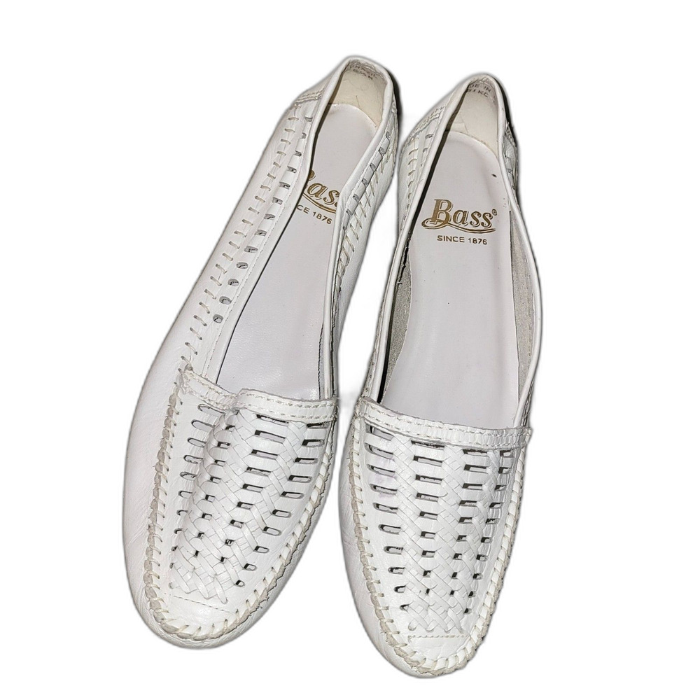 G.H. Bass Women’s White Woven Leather Slip On Loafers Vintage Style